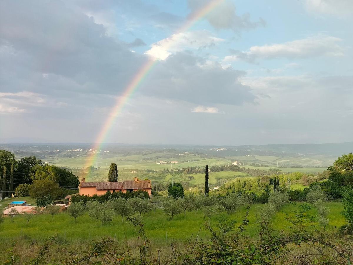 B&B Agriturismo Regno Di Toscana Collesalvetti Luaran gambar